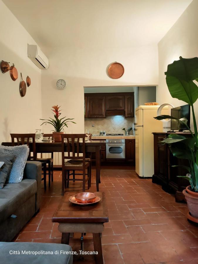 Overlooking'S Duomo Apartment In Mercato Centrale Florence Exterior photo